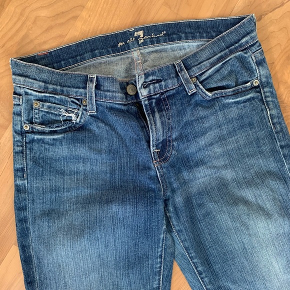 Y2K Light-Wash Flared Jeans: 7 For All Mankind - Picture 11 of 16